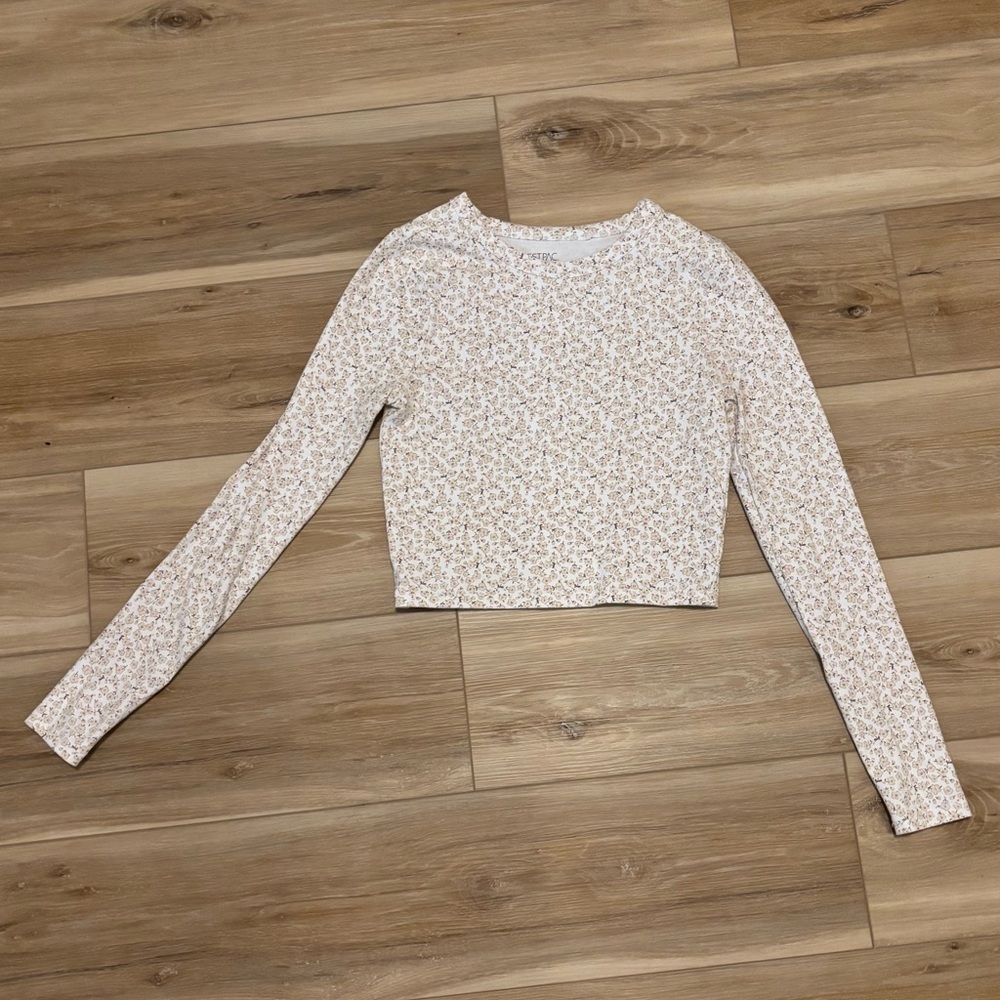 PacSun Cream Floral Long Sleeve Top